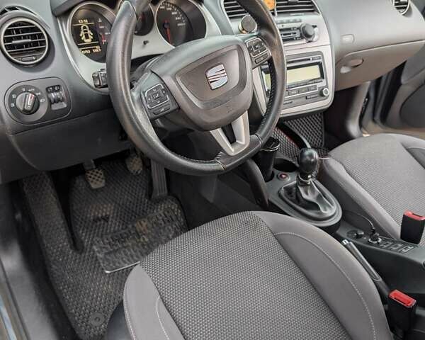 Серый Сеат Алтеа, объемом двигателя 1.6 л и пробегом 144 тыс. км за 10600 $, фото 19 на Automoto.ua