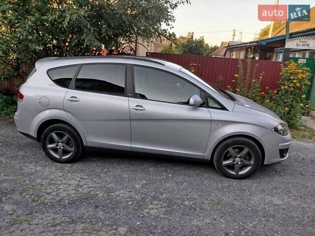 Серый Сеат Алтеа, объемом двигателя 0 л и пробегом 190 тыс. км за 8999 $, фото 1 на Automoto.ua