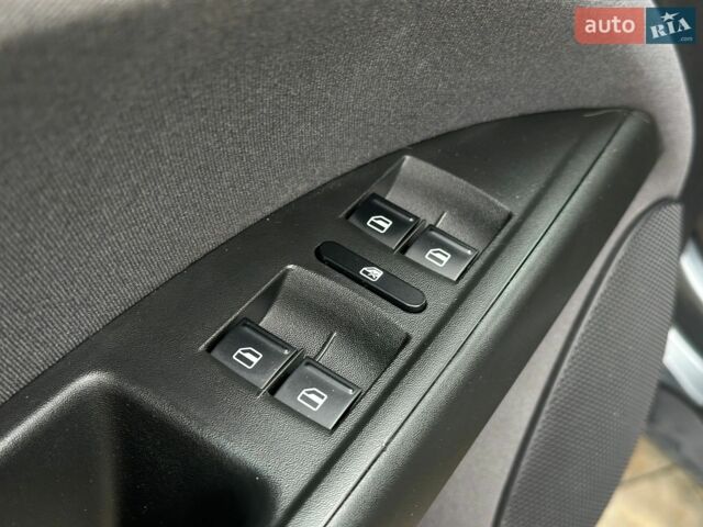 Сірий Сеат Altea, об'ємом двигуна 1.6 л та пробігом 115 тис. км за 8890 $, фото 15 на Automoto.ua