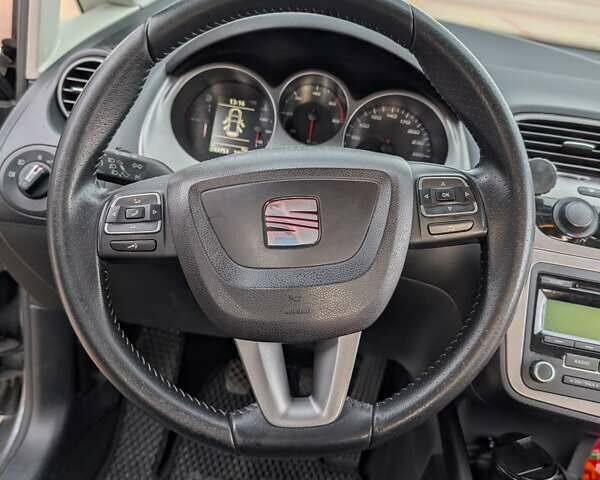 Серый Сеат Алтеа, объемом двигателя 1.6 л и пробегом 144 тыс. км за 10600 $, фото 17 на Automoto.ua