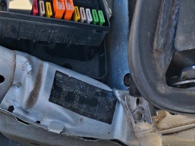 Серый Сеат Алтеа, объемом двигателя 1.6 л и пробегом 153 тыс. км за 2799 $, фото 7 на Automoto.ua