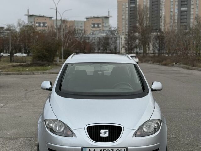 Серый Сеат Алтеа, объемом двигателя 2 л и пробегом 71 тыс. км за 9200 $, фото 1 на Automoto.ua