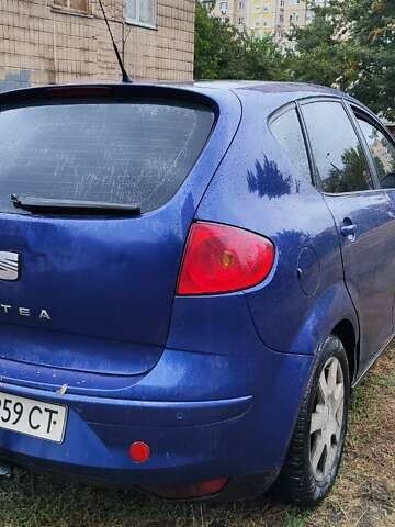 Синий Сеат Алтеа, объемом двигателя 1.97 л и пробегом 303 тыс. км за 4000 $, фото 4 на Automoto.ua