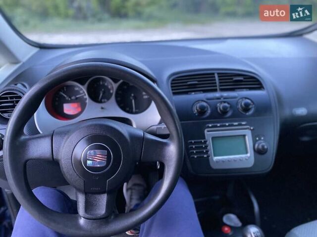 Синий Сеат Алтеа, объемом двигателя 1.6 л и пробегом 145 тыс. км за 5600 $, фото 9 на Automoto.ua