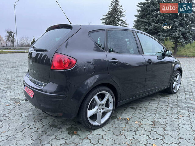 Синий Сеат Алтеа, объемом двигателя 1.6 л и пробегом 262 тыс. км за 5997 $, фото 10 на Automoto.ua