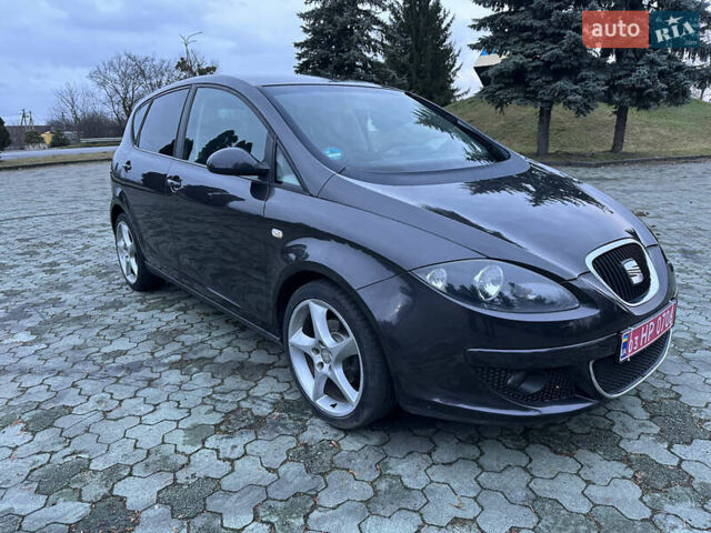 Синий Сеат Алтеа, объемом двигателя 1.6 л и пробегом 263 тыс. км за 5200 $, фото 14 на Automoto.ua