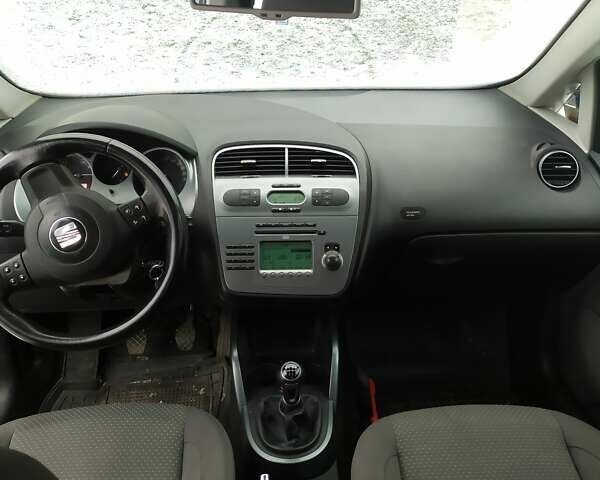 Синий Сеат Алтеа, объемом двигателя 1.9 л и пробегом 202 тыс. км за 6100 $, фото 7 на Automoto.ua