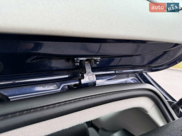 Синий Сеат Алтеа, объемом двигателя 1.6 л и пробегом 223 тыс. км за 6777 $, фото 68 на Automoto.ua