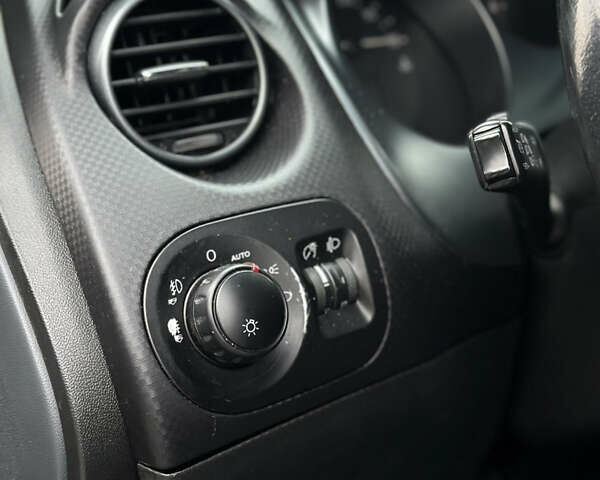 Синий Сеат Алтеа, объемом двигателя 1.9 л и пробегом 227 тыс. км за 5350 $, фото 17 на Automoto.ua