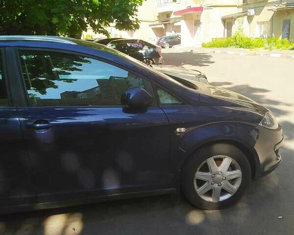 Синій Сеат Altea, об'ємом двигуна 0 л та пробігом 122 тис. км за 6000 $, фото 2 на Automoto.ua