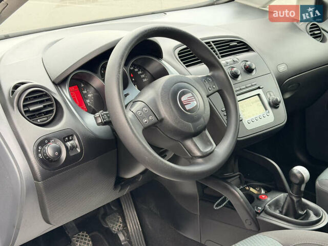 Синий Сеат Алтеа, объемом двигателя 1.6 л и пробегом 223 тыс. км за 6777 $, фото 37 на Automoto.ua