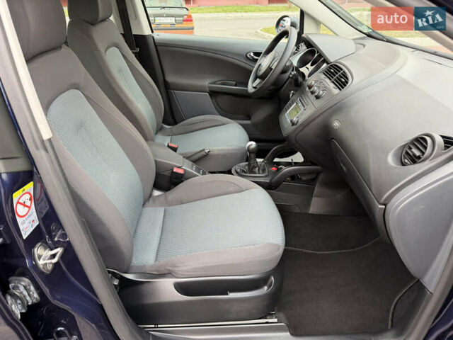 Синий Сеат Алтеа, объемом двигателя 1.6 л и пробегом 223 тыс. км за 6777 $, фото 59 на Automoto.ua