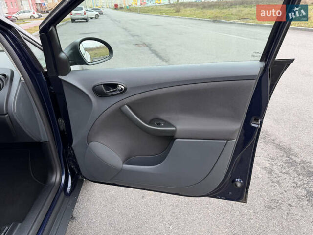 Синий Сеат Алтеа, объемом двигателя 1.6 л и пробегом 223 тыс. км за 6777 $, фото 58 на Automoto.ua