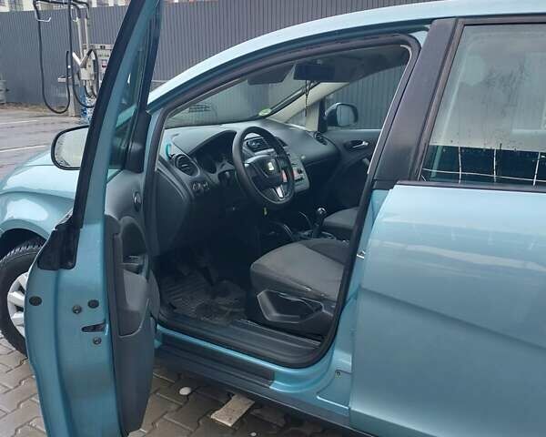 Синий Сеат Алтеа, объемом двигателя 1.6 л и пробегом 223 тыс. км за 5700 $, фото 16 на Automoto.ua