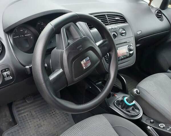 Синий Сеат Алтеа, объемом двигателя 1.6 л и пробегом 222 тыс. км за 5700 $, фото 14 на Automoto.ua