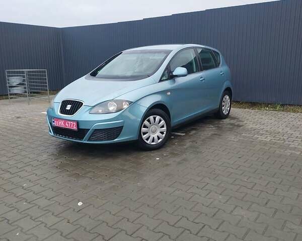 Синий Сеат Алтеа, объемом двигателя 1.6 л и пробегом 223 тыс. км за 5700 $, фото 2 на Automoto.ua