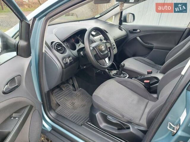 Синій Сеат Altea, об'ємом двигуна 1.6 л та пробігом 223 тис. км за 5700 $, фото 10 на Automoto.ua