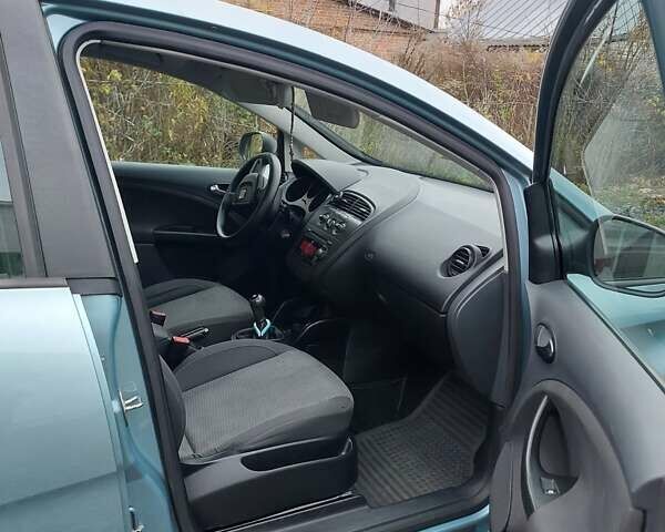 Синий Сеат Алтеа, объемом двигателя 1.6 л и пробегом 222 тыс. км за 5700 $, фото 10 на Automoto.ua