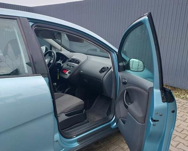 Синий Сеат Алтеа, объемом двигателя 1.6 л и пробегом 223 тыс. км за 5700 $, фото 14 на Automoto.ua