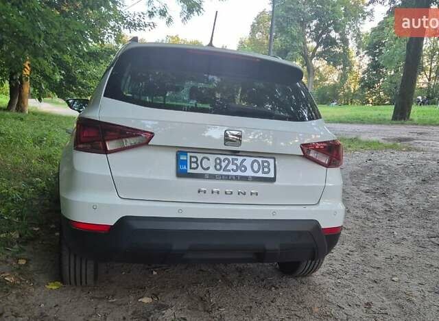 Белый Сеат Arona, объемом двигателя 1.6 л и пробегом 235 тыс. км за 15400 $, фото 6 на Automoto.ua