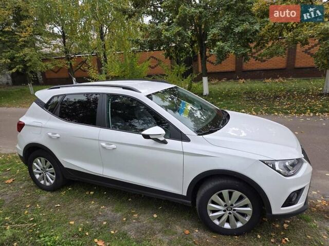 Белый Сеат Arona, объемом двигателя 1 л и пробегом 119 тыс. км за 14750 $, фото 7 на Automoto.ua