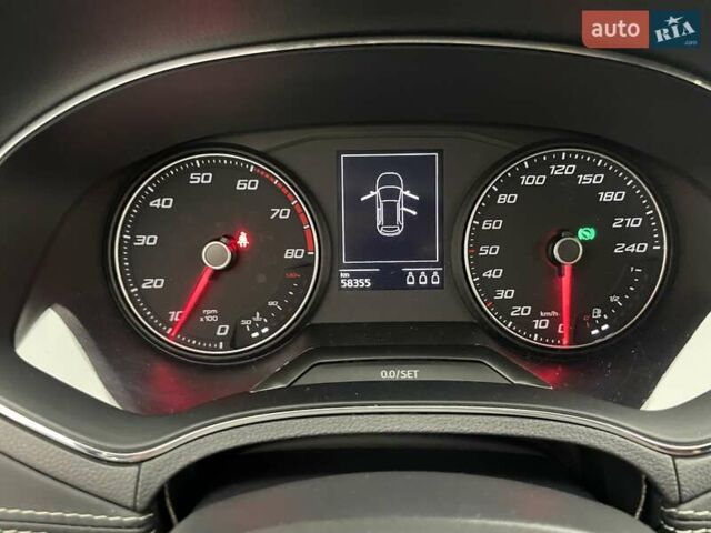 Білий Сеат Arona, об'ємом двигуна 1 л та пробігом 58 тис. км за 16786 $, фото 16 на Automoto.ua