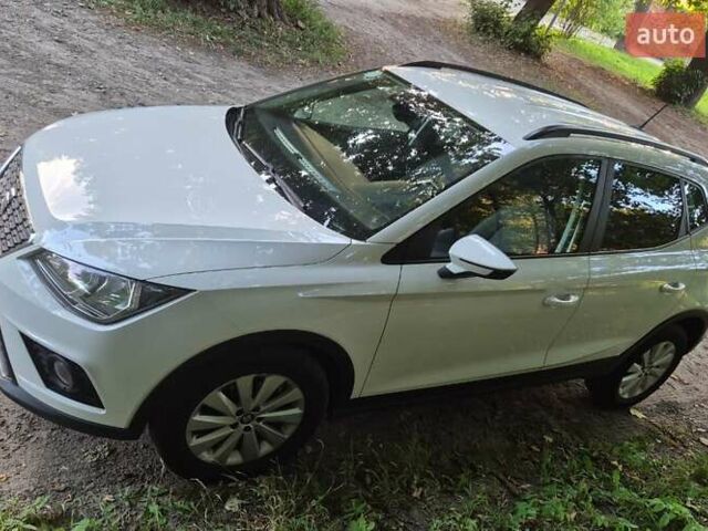 Белый Сеат Arona, объемом двигателя 1.6 л и пробегом 235 тыс. км за 15400 $, фото 1 на Automoto.ua