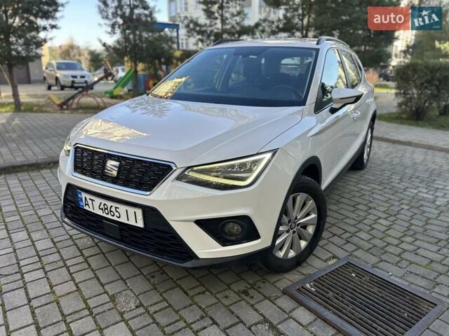 Білий Сеат Arona, об'ємом двигуна 1 л та пробігом 161 тис. км за 9950 $, фото 1 на Automoto.ua