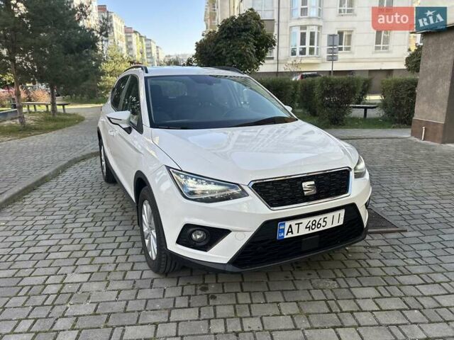 Білий Сеат Arona, об'ємом двигуна 1 л та пробігом 161 тис. км за 9950 $, фото 25 на Automoto.ua