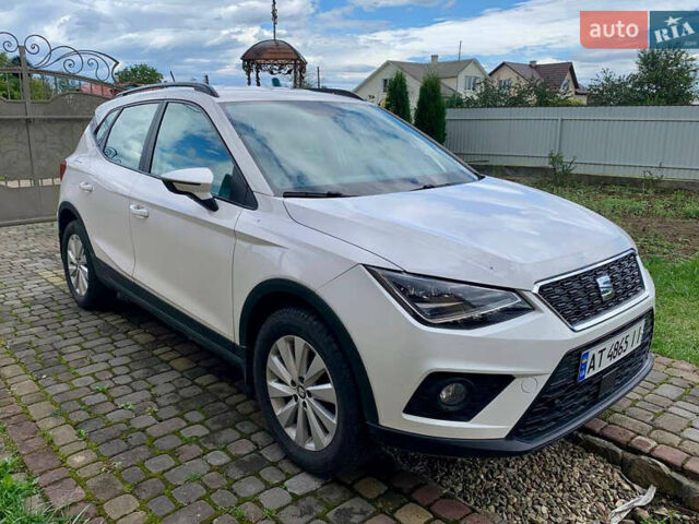 Білий Сеат Arona, об'ємом двигуна 1 л та пробігом 160 тис. км за 10340 $, фото 1 на Automoto.ua