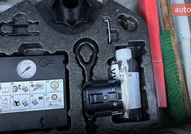 Білий Сеат Arona, об'ємом двигуна 1 л та пробігом 161 тис. км за 9950 $, фото 29 на Automoto.ua