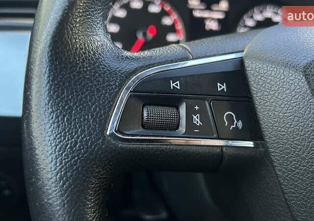 Білий Сеат Arona, об'ємом двигуна 1 л та пробігом 161 тис. км за 9950 $, фото 43 на Automoto.ua