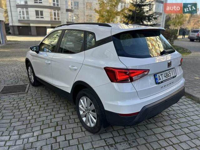 Білий Сеат Arona, об'ємом двигуна 1 л та пробігом 161 тис. км за 9950 $, фото 11 на Automoto.ua