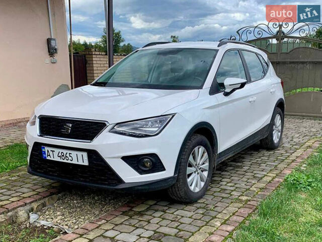 Білий Сеат Arona, об'ємом двигуна 1 л та пробігом 160 тис. км за 10340 $, фото 2 на Automoto.ua