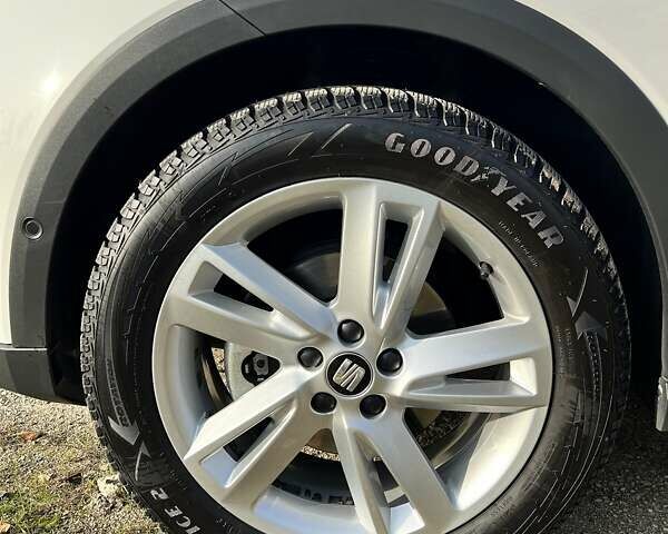 Білий Сеат Arona, об'ємом двигуна 1 л та пробігом 42 тис. км за 18000 $, фото 12 на Automoto.ua