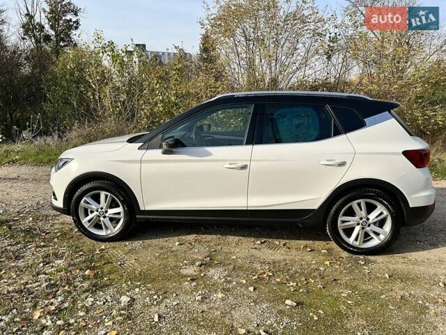 Білий Сеат Arona, об'ємом двигуна 1 л та пробігом 42 тис. км за 18000 $, фото 4 на Automoto.ua