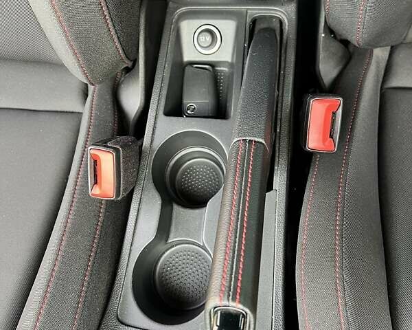 Білий Сеат Arona, об'ємом двигуна 1 л та пробігом 42 тис. км за 18000 $, фото 18 на Automoto.ua