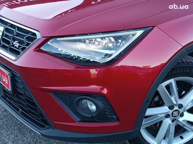 Красный Сеат Arona, объемом двигателя 1 л и пробегом 106 тыс. км за 15850 $, фото 4 на Automoto.ua
