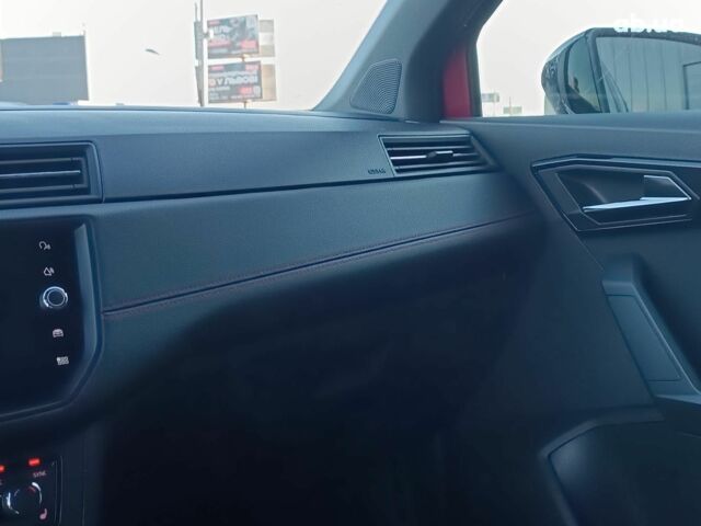 Красный Сеат Arona, объемом двигателя 1 л и пробегом 106 тыс. км за 15850 $, фото 27 на Automoto.ua