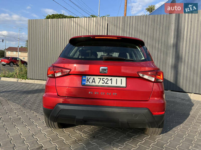 Красный Сеат Arona, объемом двигателя 1 л и пробегом 60 тыс. км за 16500 $, фото 2 на Automoto.ua