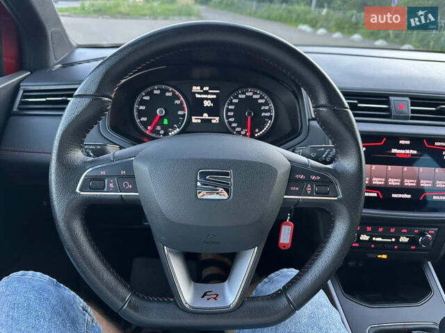 Красный Сеат Arona, объемом двигателя 1 л и пробегом 50 тыс. км за 15500 $, фото 97 на Automoto.ua