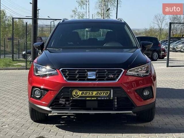 Красный Сеат Arona, объемом двигателя 1 л и пробегом 50 тыс. км за 15900 $, фото 1 на Automoto.ua