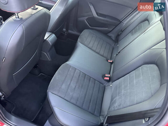 Красный Сеат Arona, объемом двигателя 1 л и пробегом 50 тыс. км за 15500 $, фото 63 на Automoto.ua