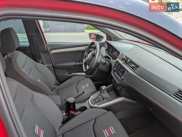 Червоний Сеат Arona, об'ємом двигуна 1 л та пробігом 32 тис. км за 18900 $, фото 10 на Automoto.ua