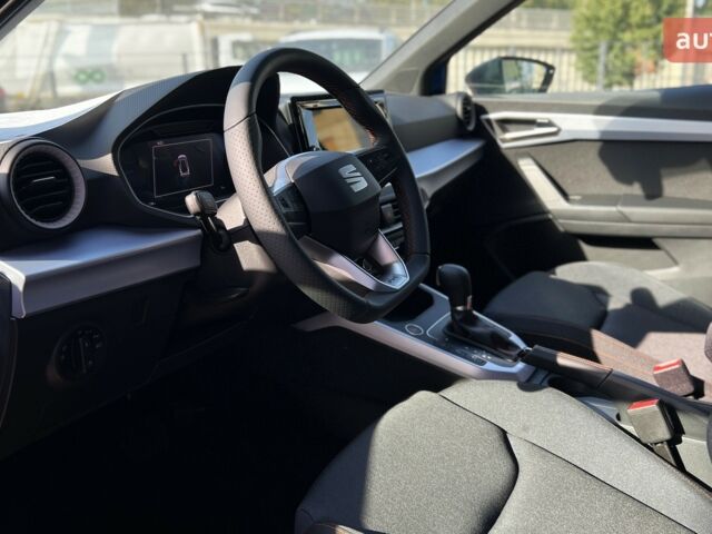 купить новое авто Сеат Arona 2024 года от официального дилера Автоцентр AUTO.RIA Сеат фото