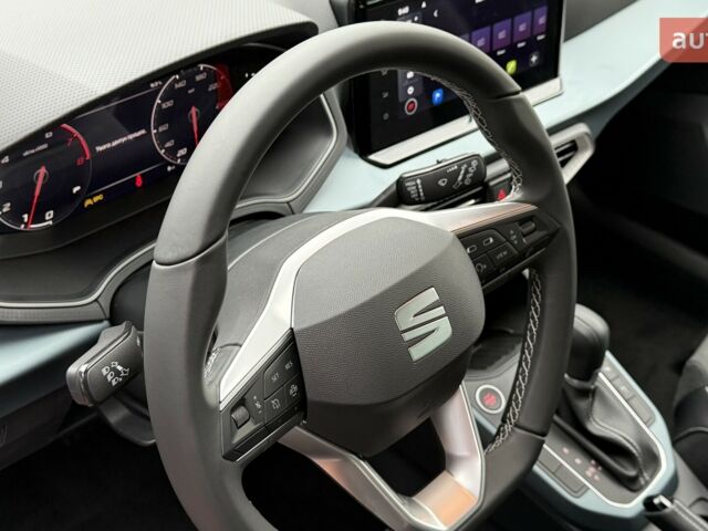 Сеат Arona 2025 года купить новое авто Сеат Arona 2025 года от официального дилера Автоцентр AUTO.RIA Сеат фото