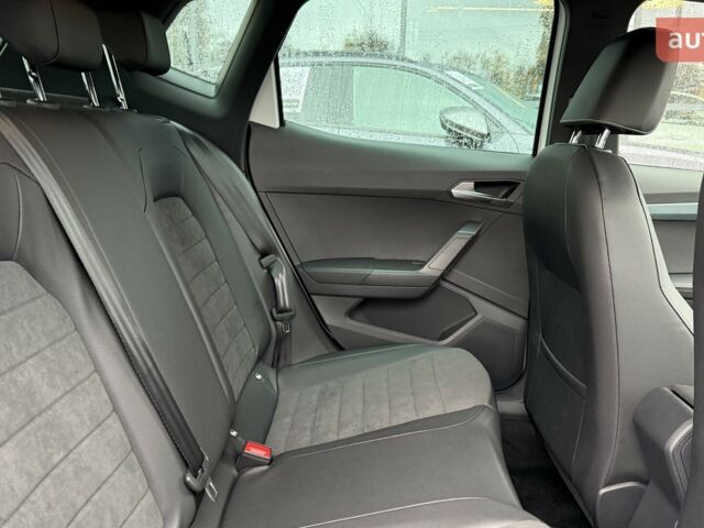 Сеат Arona 2025 года купить новое авто Сеат Arona 2025 года от официального дилера Автоцентр AUTO.RIA Сеат фото