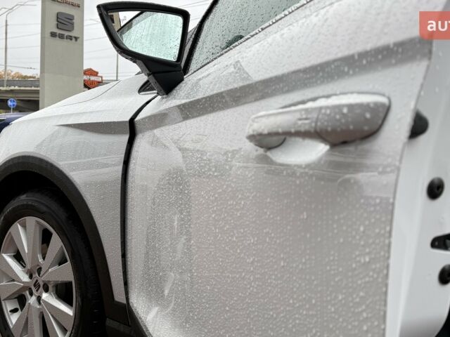Сеат Arona 2025 года купить новое авто Сеат Arona 2025 года от официального дилера Автоцентр AUTO.RIA Сеат фото