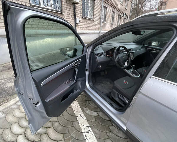 Сеат Arona 2019 у Запоріжжя на Automoto.ua Сірий Сеат Arona, об'ємом двигуна 1 л та пробігом 61 тис. км за 16100 $, фото 6 на Automoto.ua