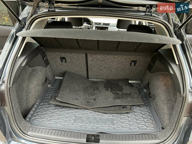 Сірий Сеат Arona, об'ємом двигуна 1 л та пробігом 37 тис. км за 14999 $, фото 36 на Automoto.ua
